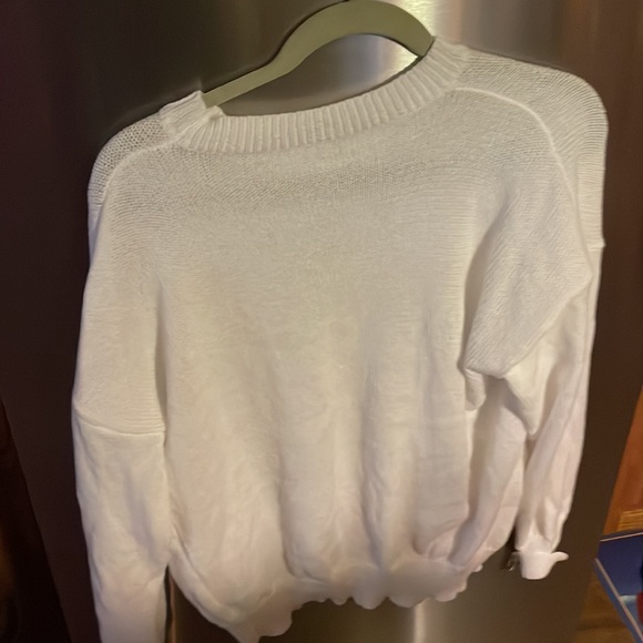 Heart Sweater ❤️ - Picture 13 of 14